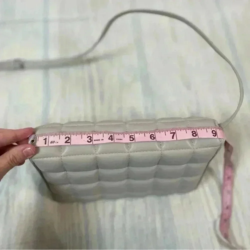 H&M Stella Crossbody shoulder bag‎ purse quilted beige snap classic blogger coco